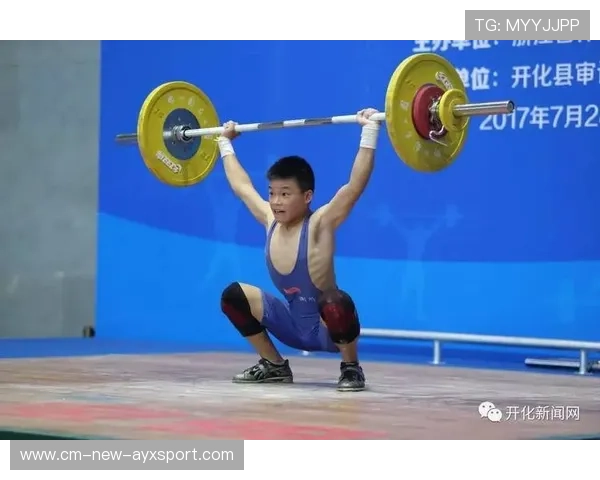 举重训练营建立青少年成长评估体系便于长期培养，举重阶段训练计划